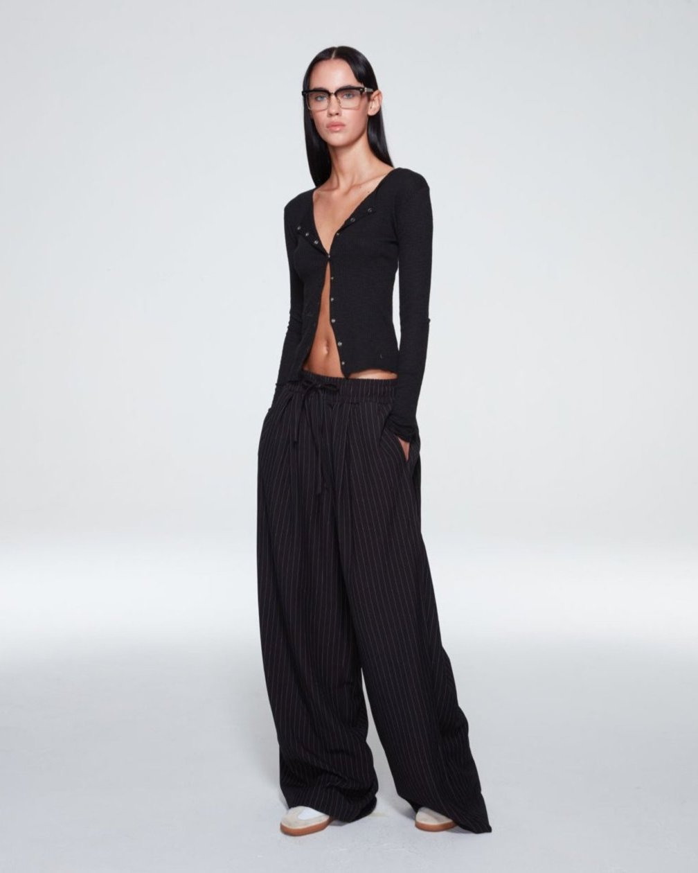 DRAWSTRING STRIPE TROUSERS (BLACK)