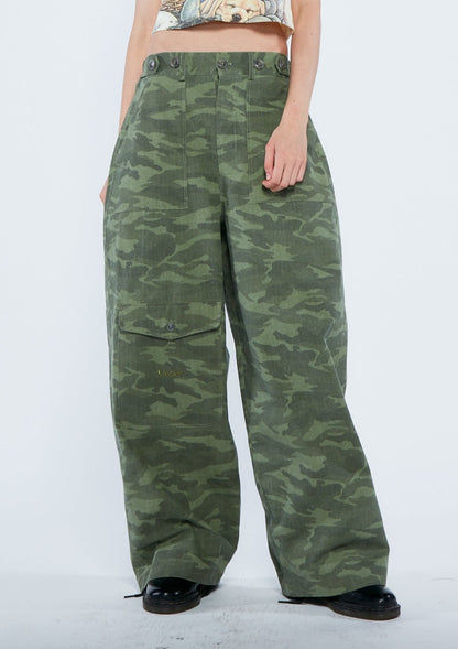 CAMO CARGO PANTS