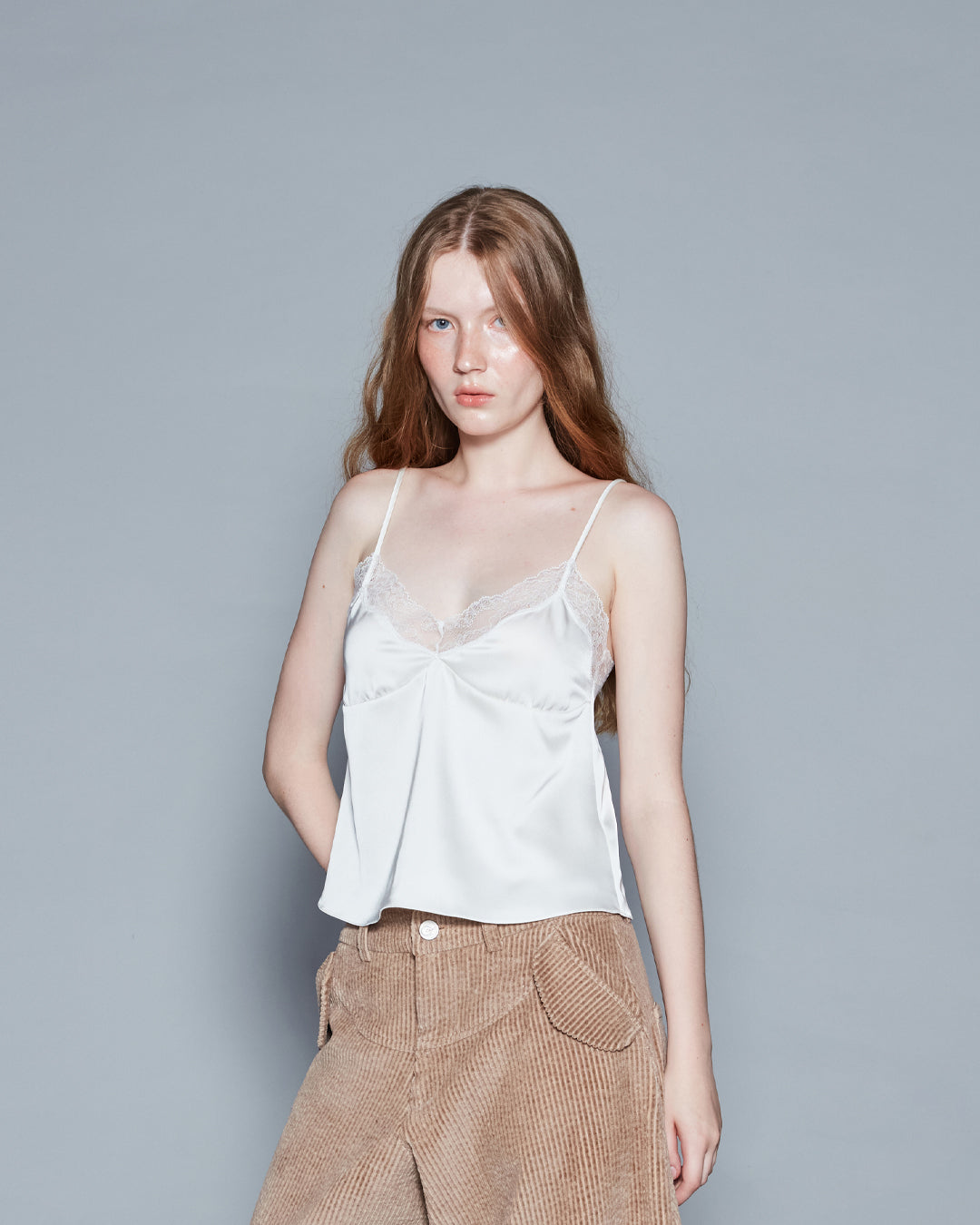 LACE TRIMMED CAMI TOP (OFF WHITE)