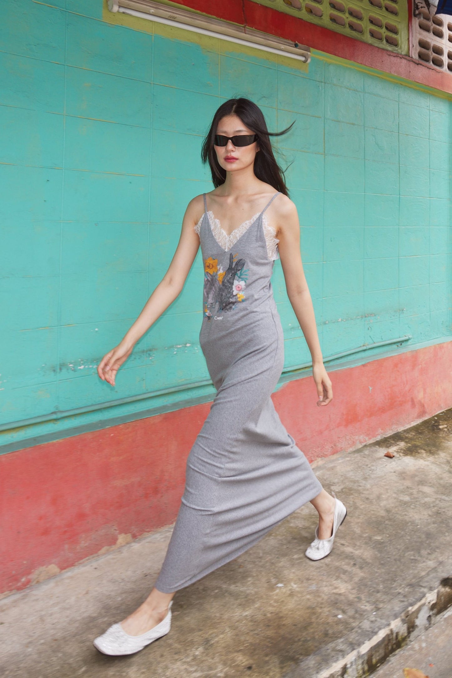 LACE TRIMMED DRESS (GREY BUNNY)