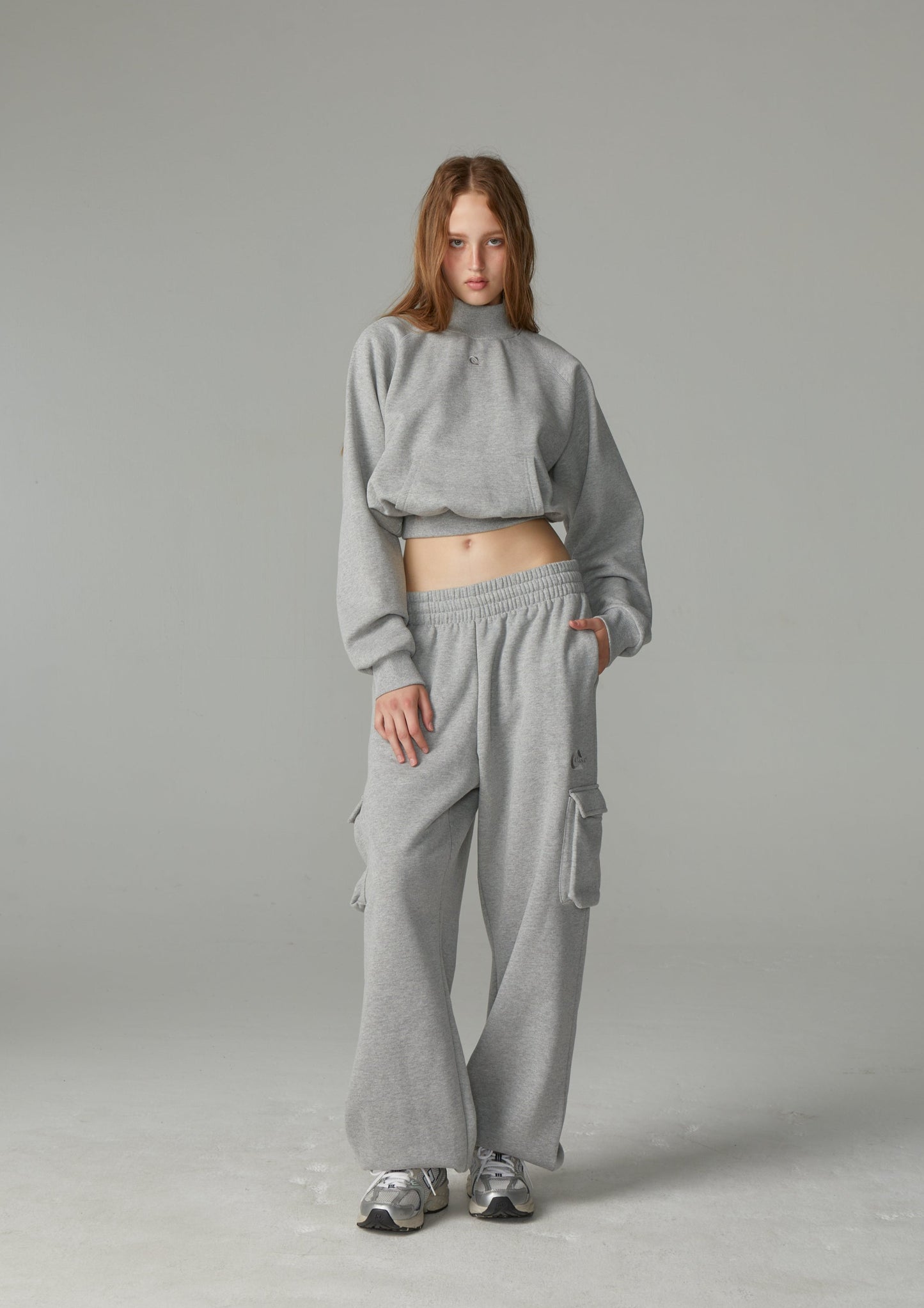 KHLOE CROPPED SWEATER