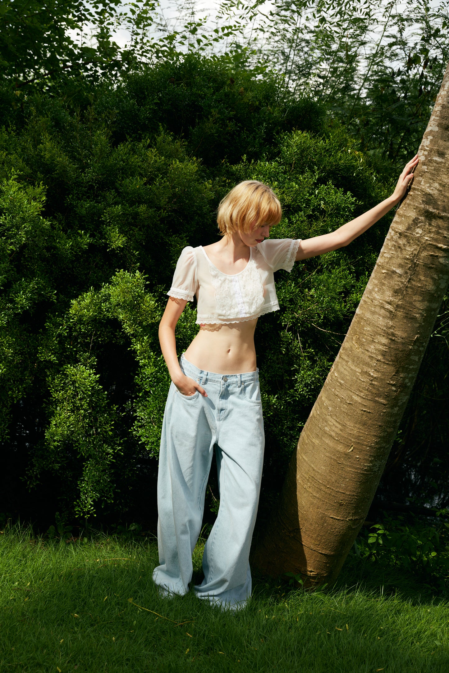 SIDE-SLIT JEANS